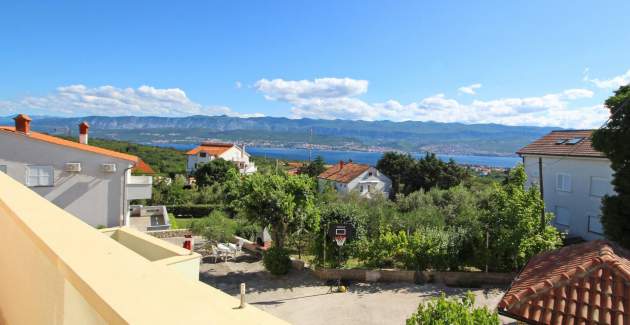 Top Apartment 3 – with Panoramic Sea View