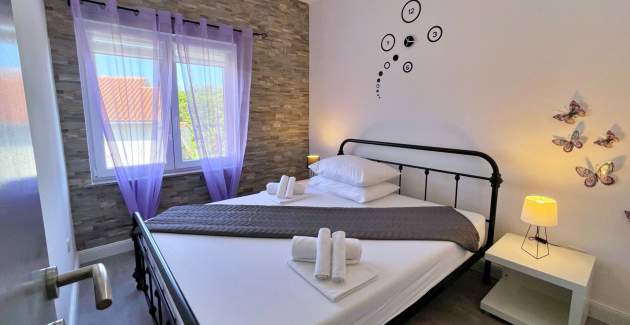 Top Apartment 3 – with Panoramic Sea View