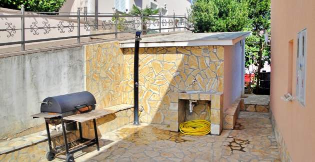 Apartment Nidisa A1 – 90 m from Sea