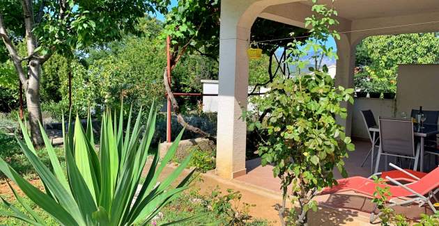 Appartamento Viola – terrazza e vista cortile