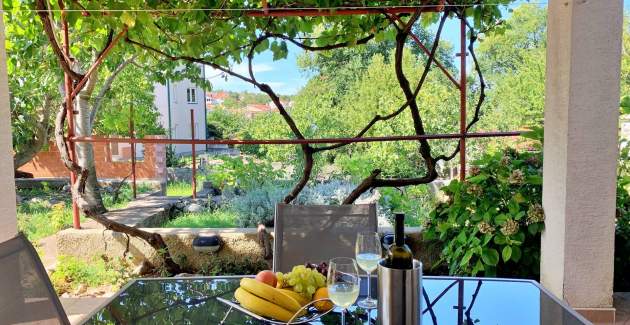 Appartamento Viola – terrazza e vista cortile