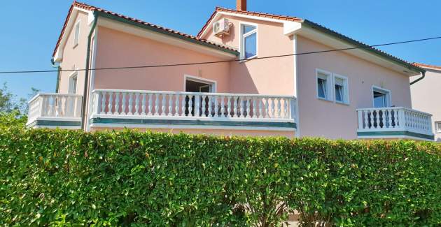 Apartment Vodopija D – near Mud Beach