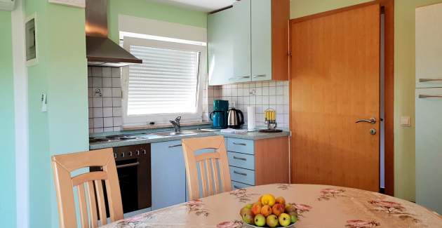 Apartment Vodopija D – near Mud Beach