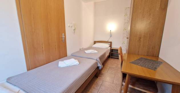 Apartman Brnic AQ P – s natkrivenom Terasom, 90 m od Plaže