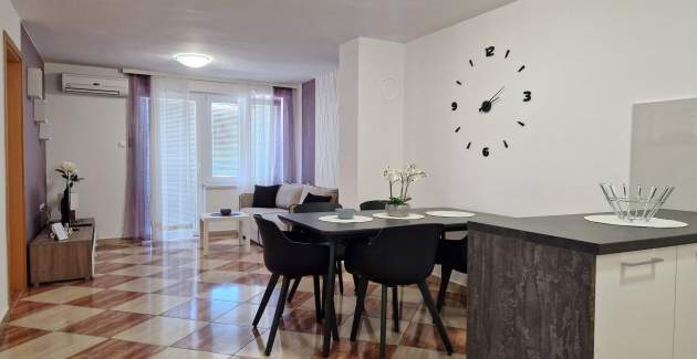 Apartman Brnic AQ 1 – s Balkonom, 90 m od Plaže