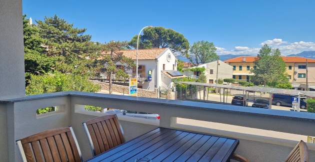 Apartman Brnic AQ 1 – s Balkonom, 90 m od Plaže