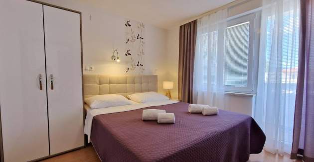 Apartman Brnic AQ 1 – s Balkonom, 90 m od Plaže