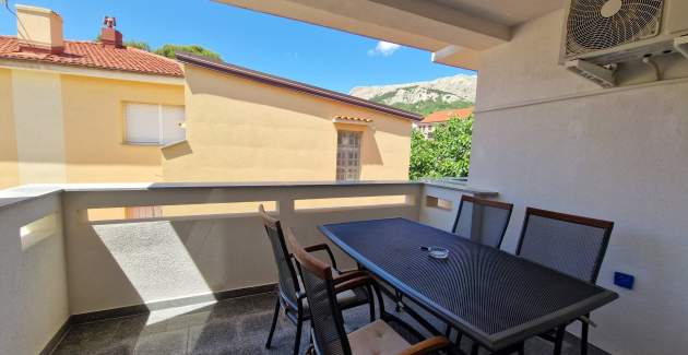 Apartment Brnic AQ 3 - with Balcony, 90 m from the Beach