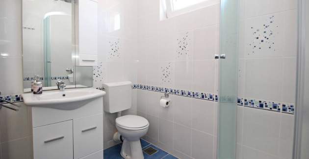 Apartment Bebek – with Balcony and Parking