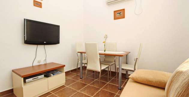 Apartment Bebek – with Balcony and Parking