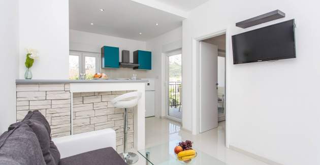 Modernes Apartment Berisha 1 Nr.2 – mit Balkon