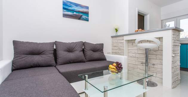 Modernes Apartment Berisha 1 Nr.2 – mit Balkon