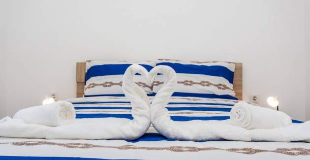 Modernes Apartment Berisha 1 Nr.3 – mit Balkon