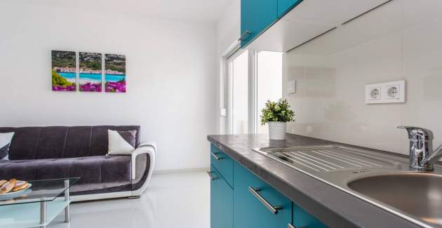 Modernes Apartment Berisha 1 Nr.3 – mit Balkon