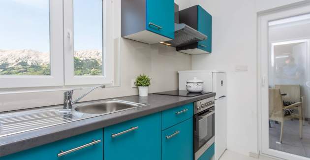 Modernes Apartment Berisha 1 Nr.4 – mit Balkon