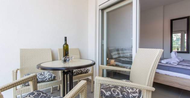 Modernes Apartment Berisha 1 Nr.4 – mit Balkon