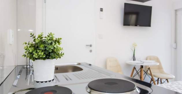 Studio-Apartment Berisha 1 Nr.1 – mit Balkon