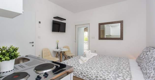 Studio-Apartment Berisha 1 Nr.1 – mit Balkon