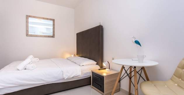 Studio-Apartment Berisha 1 Nr.6 – mit überdachter Terrasse