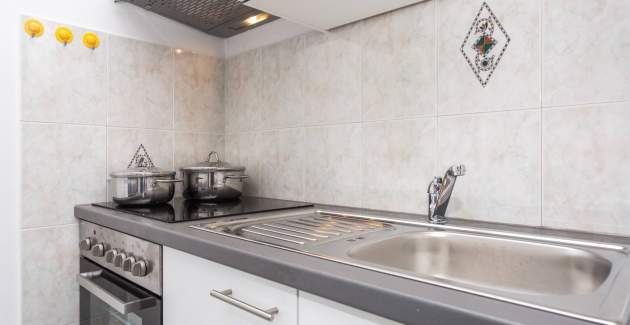 Apartment Berisha 2 No.1 - with Balcony