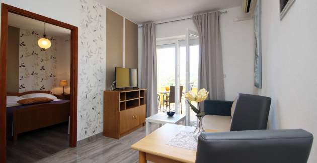 Charmantes Apartment Brnić Nr.4 - mit geräumigem Balkon