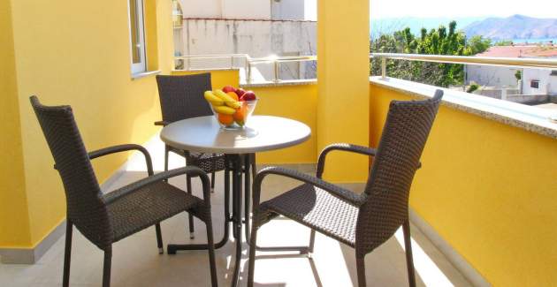 Charmantes Apartment Brnić Nr.4 - mit geräumigem Balkon