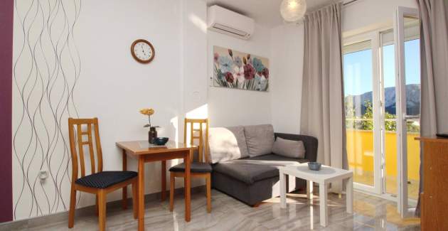 Charmantes Apartment Brnić Nr.3 - mit Balkon