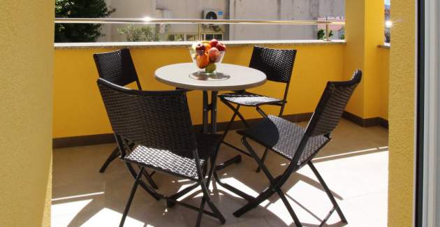 Charmantes Apartment Brnić Nr.5 - mit Balkon