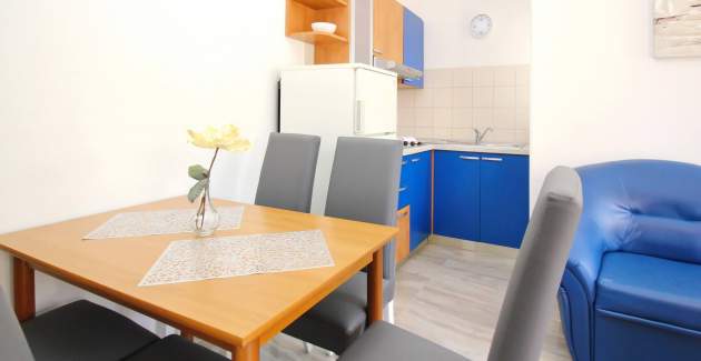 Charmantes Apartment Brnić Nr.5 - mit Balkon