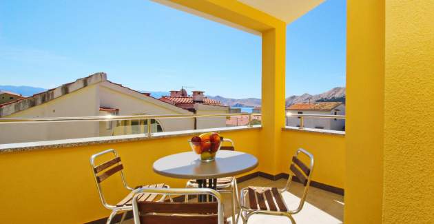 Charming Apartment Brnic No.8 - with Balcony 