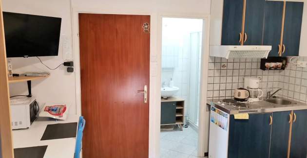 Studio apartman Bugi - s balkonom