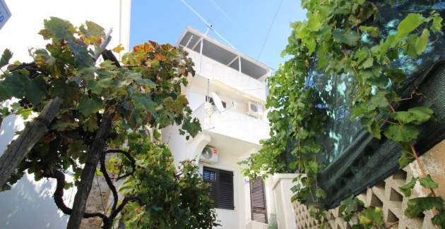 Studio apartman Bugi - s balkonom