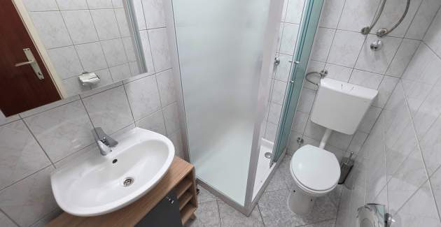 Studio apartman Bugi - s balkonom