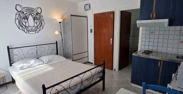 Studio apartman Bugi - s balkonom