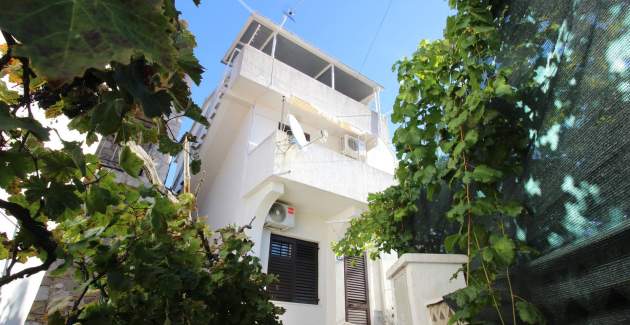 Apartment Bugi VRH - with Sea View