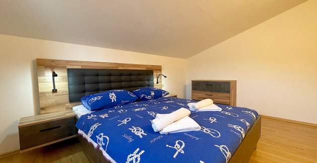 Capic Z6 - Apartment with Balcony and Parking spot, 300 m from the Beach