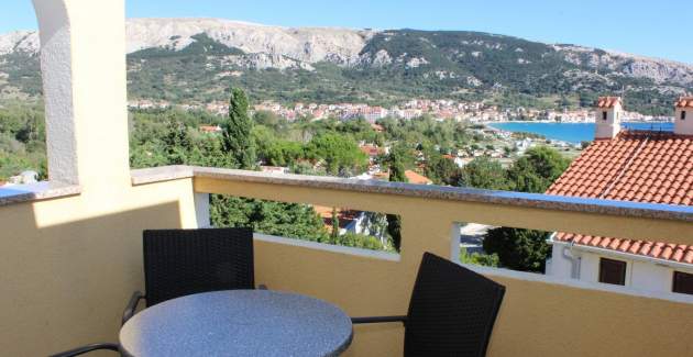Capic Z7 - Apartment with Balcony and Parking spot, 300 m from the Beach