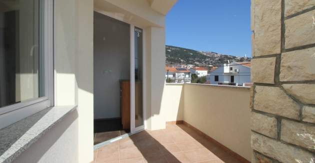 Room Dekanic No.3 - with mini Fridge and Balcony