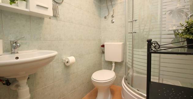 Apartment Fantov No.1 - with Terrace, 250 m from the Beach