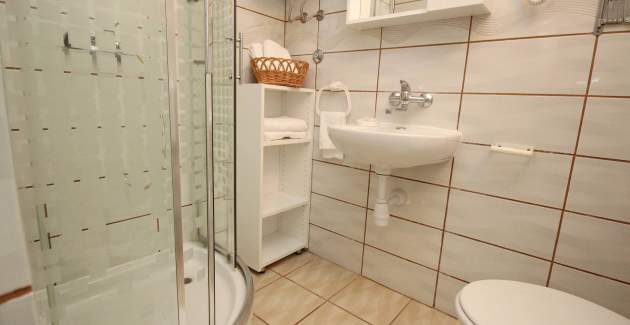 Apartment Fantov No.2 - with Terrace, 250 m from the Beach