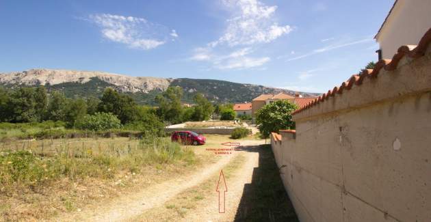 Apartment Fantov No.3 - with large Balcony, 250 m from the Beach