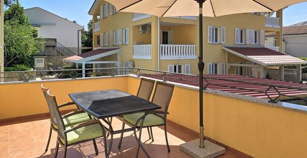 Apartment Gorica 2 No.1 - with Terrace and Pool