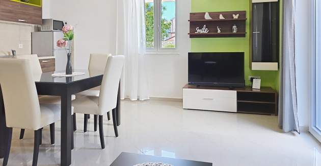 Apartment Gorica 2 No.2 - with Terrace and Pool