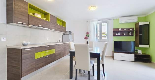 Apartment Gorica 2 No.2 - with Terrace and Pool