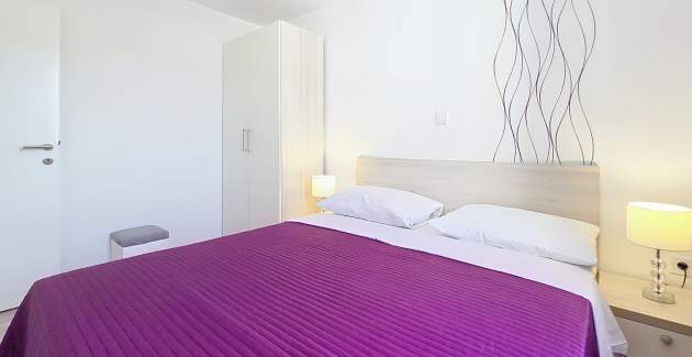 Appartamento Gorica 2 n.5 – con balcone e piscina