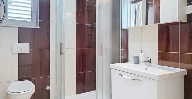 Appartamento Gorica 2 n.5 – con balcone e piscina