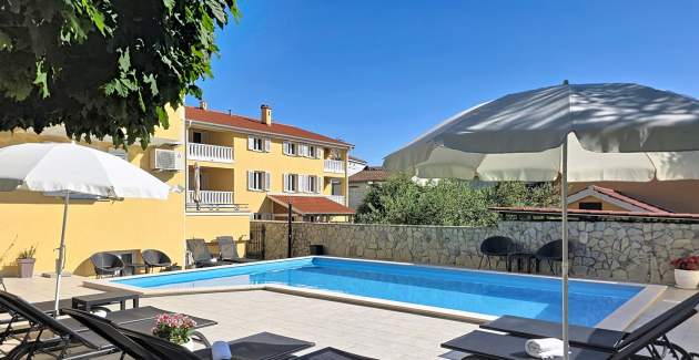 Appartamento Gorica 2 n.6 – con balcone e piscina