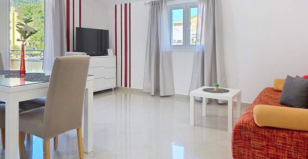 Appartamento Gorica 2 n.9 – con balcone e piscina