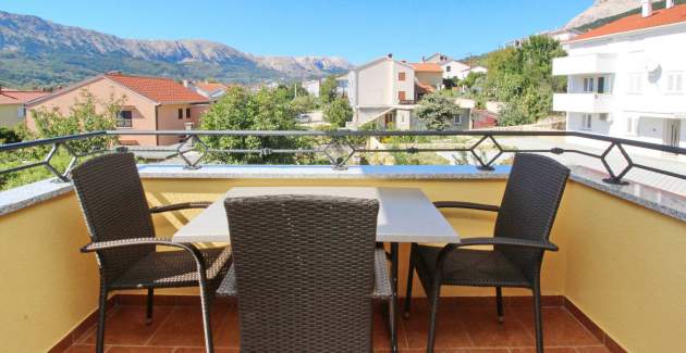 Apartment Gorica 2 No.4 - with Balcony and Pool