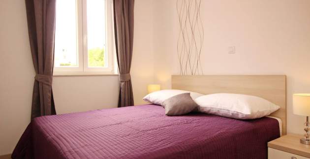 Apartment Gorica 2 No.4 - with Balcony and Pool